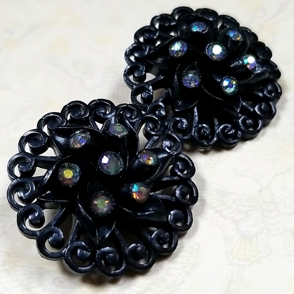 Vintage Mid Century Featherweights AB Crystal Floral Clip On Earrings - Picture 6 of 15